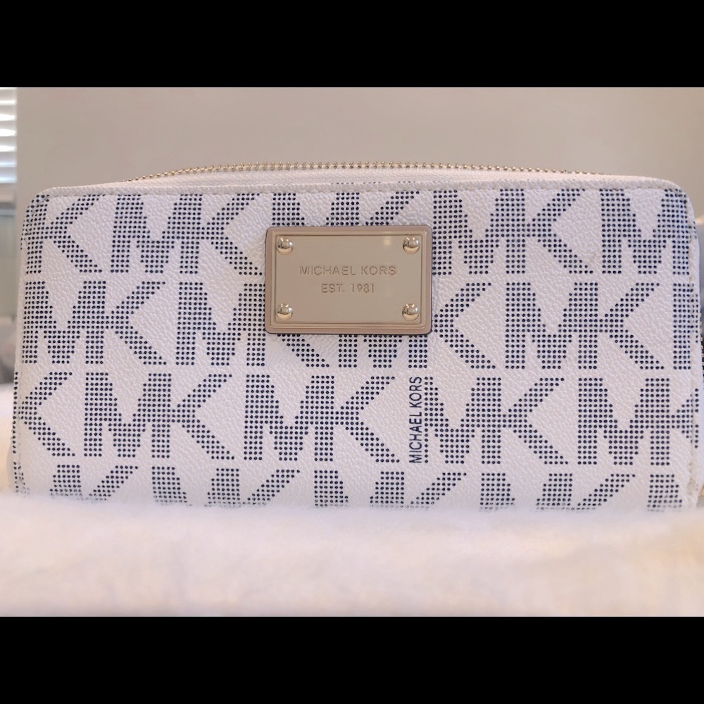 NWT MK Authentic Navy/White monogram zip around wallet.